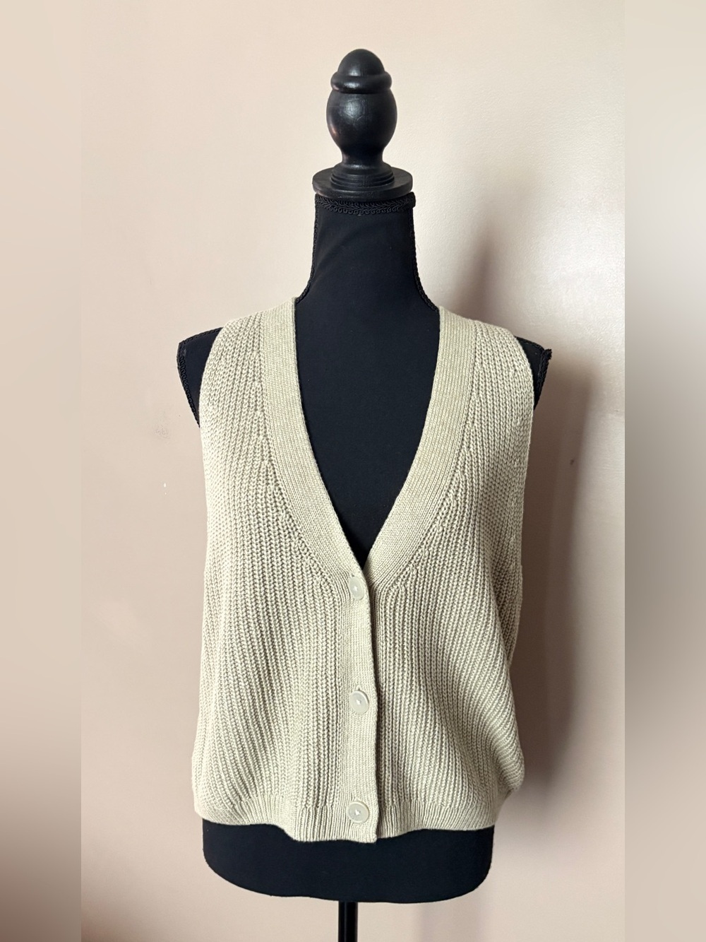 Universal Thread knit v-neck cotton sweater vest cardigan preppy sz L NWT preppy